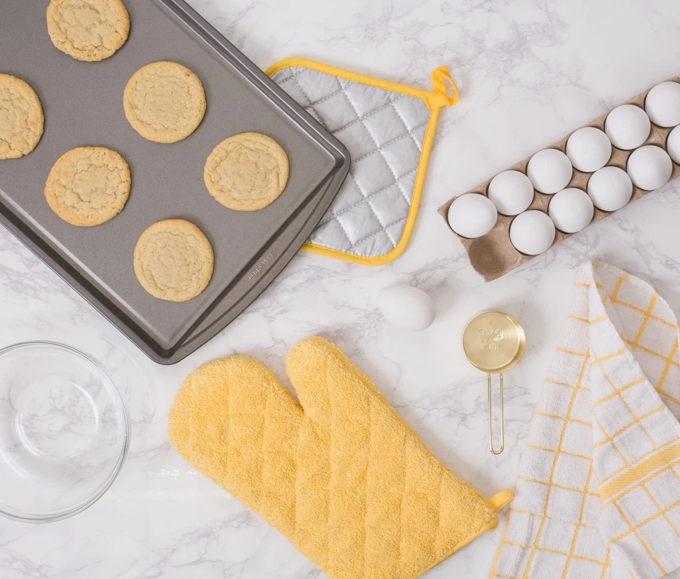 Juego de 3 almohadillas calientes resistentes al calor acolchadas de algodón amarillo 7X7 pulgadas Foto 3 de 4