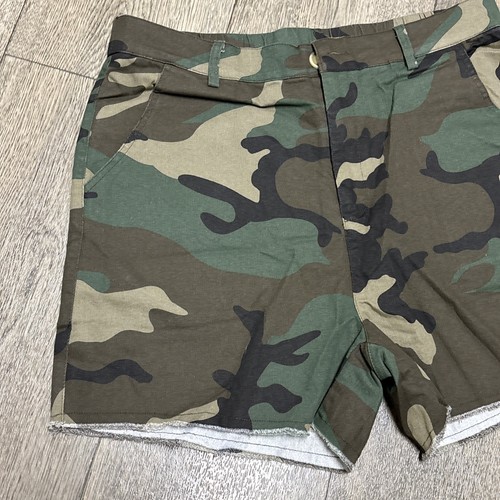 Camo Shorts (H102) - Picture 3 of 6