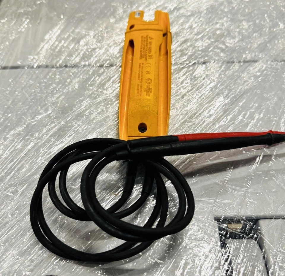 Fluke T5-600 Electrical Tester - Image 4 of 4