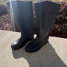 Servus Black Rubber Industrial Work Boots Men's Size 10 D Made in USA