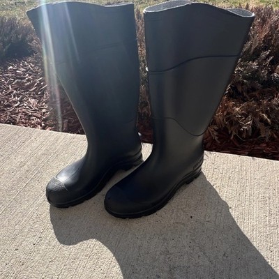 Servus Black Rubber Industrial Work Boots Men's Size 10 D Made in USA
