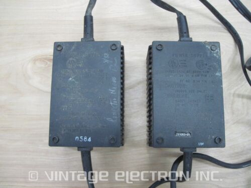 (1) Alimentatore Commodore 64 - 251053-01 - 5VDC, 8,5W - TESTATO E FUNZIONANTE!!!! - Foto 2 di 2