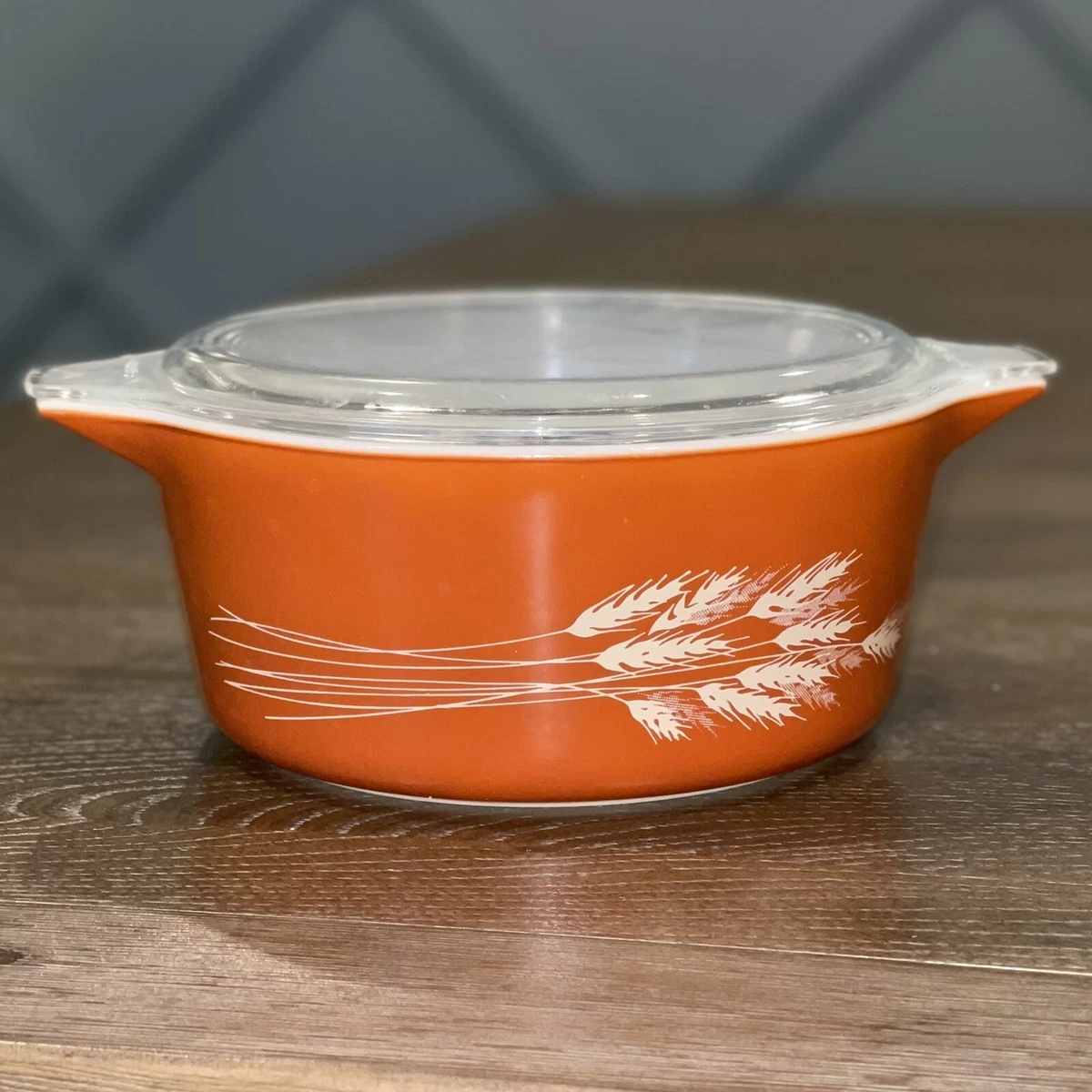 Vintage pyrex bowls with clearance lids