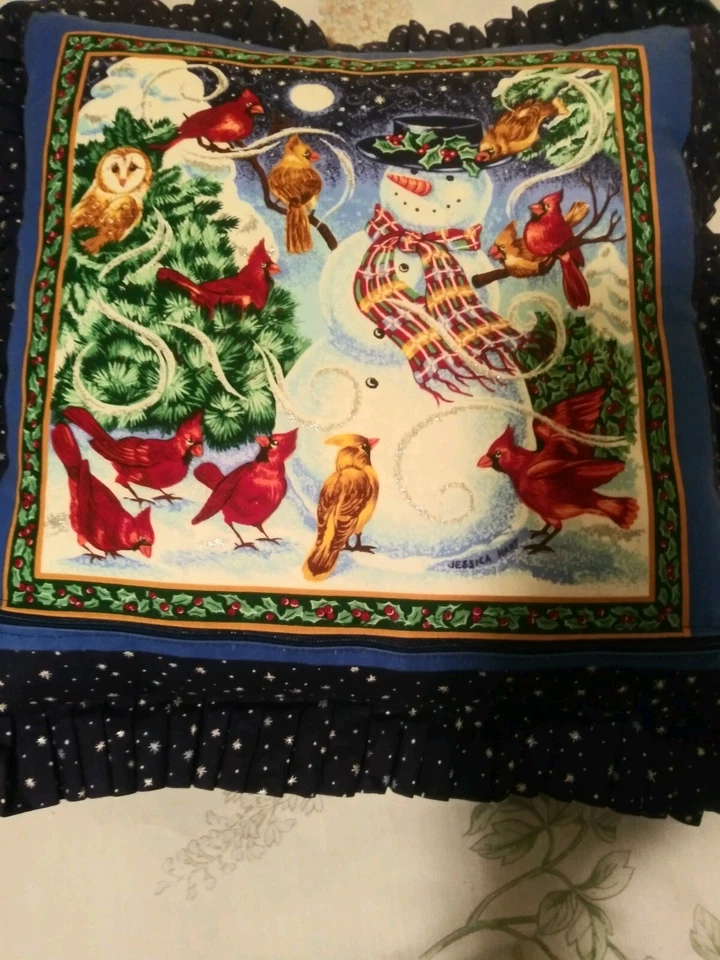 VINTAGE CHRISTMAS PILLOW SNOWMAN WOODS BIRDS SET OF 2 BEAUTIFUL - Image 4 of 4