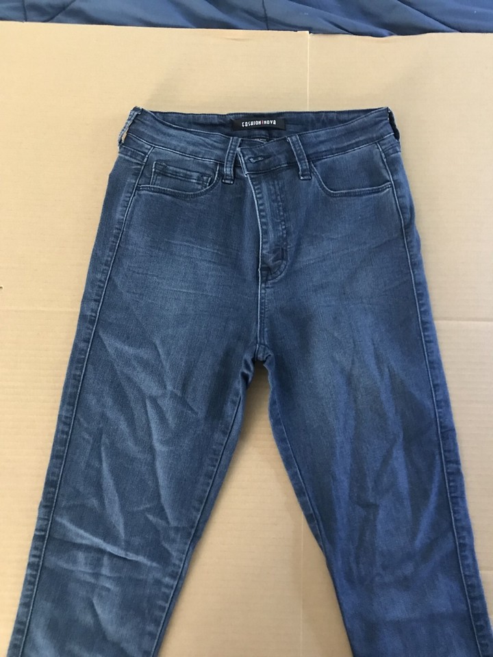 Fashion Nova Juniors Size 9 Blue Jean NWOT eBay