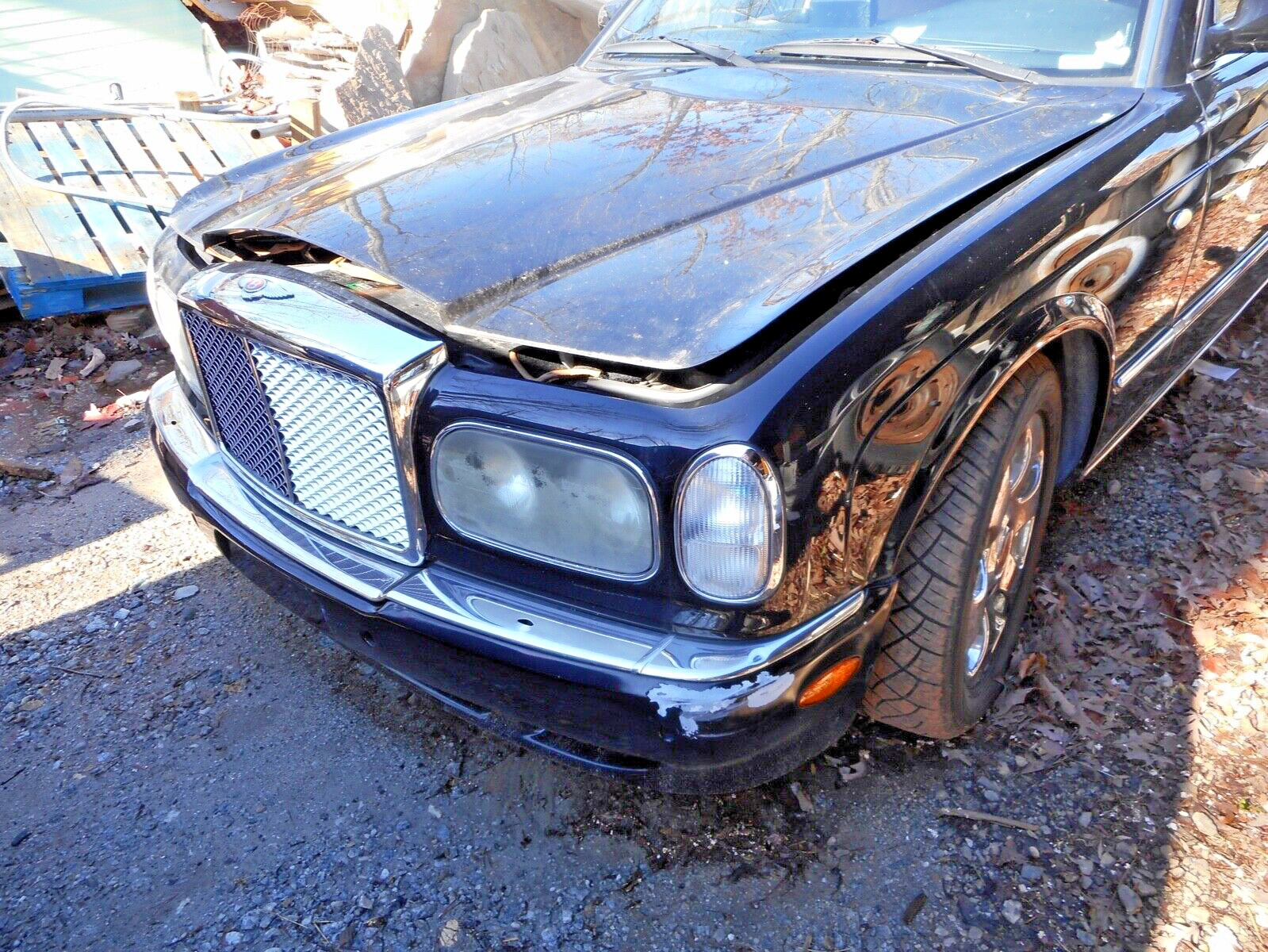 BENTLEY ARNAGE AZURE CHROME WHEEL. WORLDS LARGEST USED ROLLS ROYCE INVENTORY 