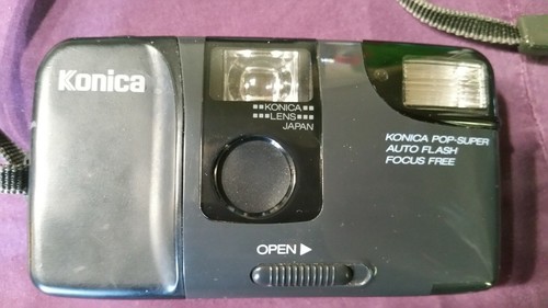 Appareil Photo Konica Pop-Super – Bleu, Compact, Fonctionnel, Vintage
