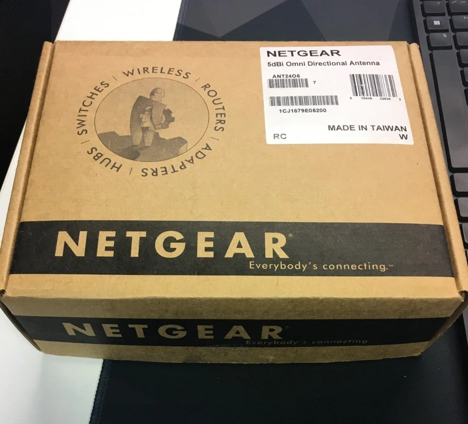 Netgear ANT2405 5dBi 2.4GHz Wireless Omni-Directional Antenna NEW - Image 4 of 4