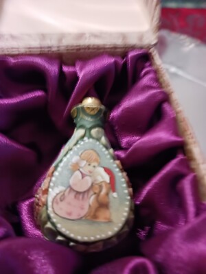 DILLARDS Hand Painted Ornament  G. De Brekht 2008
