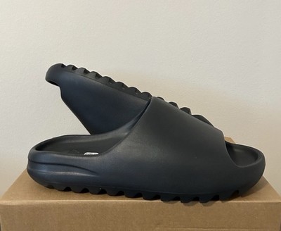 adidas Yeezy Slide Onyx - Size 9 Mens - 100% Authentic - *FAST