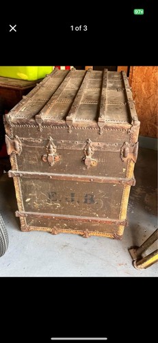 Antique Steamer Trunk - Barnum - Hard to find!!