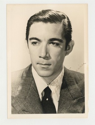 Anthony Quinn 1938 Hand Signed Dbl. Wt. 5x7 Actor Young Photo Portrait J14558