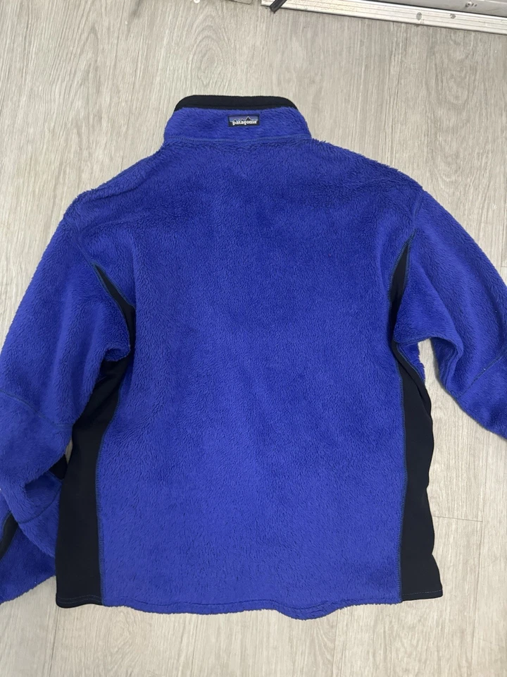 De colección Años 90 Patagonia Pila Profunda Cremallera Para Hombre Grande Hecho en EE. UU. Púrpura Foto 2 de 3