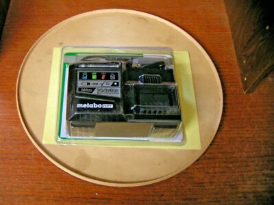 METABO/HPT RAPID CHARGER FOR 14.4V-18V LI-ION SLIDE BATTERIES -MODEL#UC18YSL3