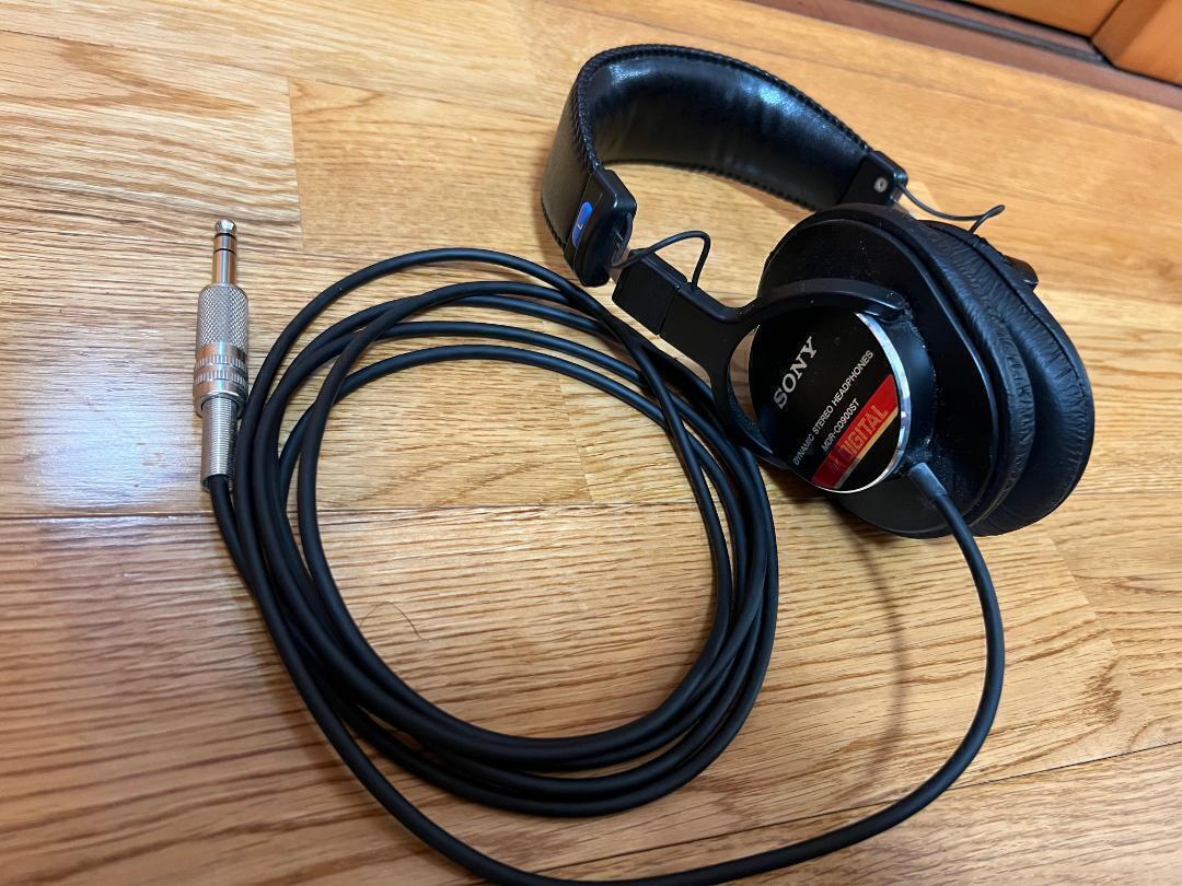 SONY MONITOR HEADPHONES MDR-CD900ST Dynamic Stereo Studio Type