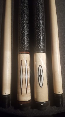 2) Dale Perry pool cues with stage 4 IV shafts, a case & joint