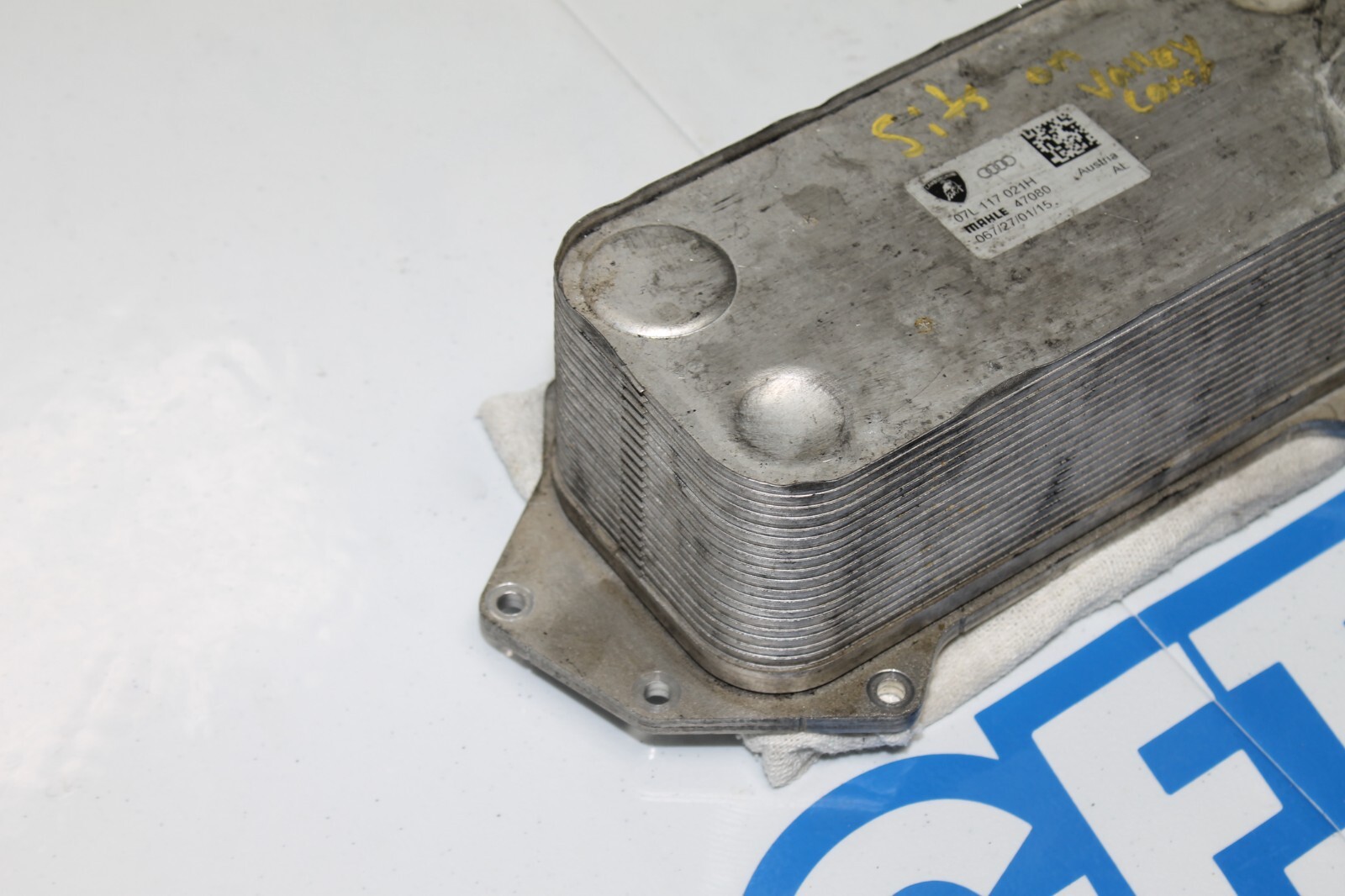 15-20 LAMBORGHINI HURACAN ENGINE MOTOR VALLY COVER CENTER OIL COOLER 07L117021H