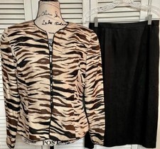 Adrianna Papell 100 Silk Skirt Suit Size 8