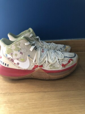 Nike Kyrie Irving Bandulu 