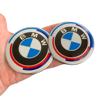 Front Hood Logo + Rear Trunk Badge ( Set 82mm+ 74mm) for BMW Emblem 50year White - Image 1 of 4