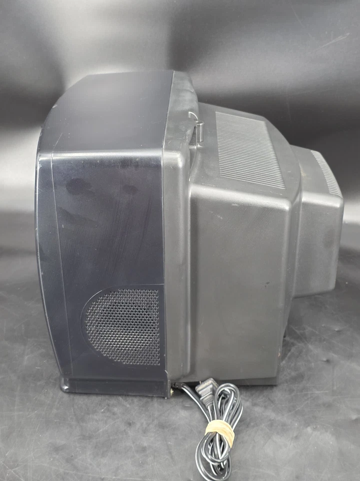 13" Sansui Gamer TVM1302A CRT Color TV - Image 3 of 4