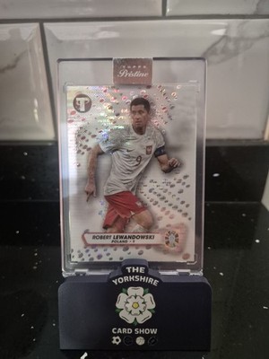 Topps Pristine Road to Euro 2024 Robert Lewandowski Polen Orange Parallel