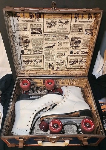 Vintage Roller Derby Size 6 Women's White Roller Skates Roller Derby Wheels - Picture 12 of 17