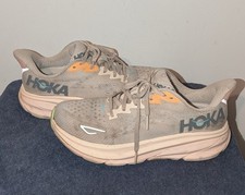 Hoka One One Clifton 9 Womens Size 8.5 B Vanilla Astral Sneakers Running Lace Up