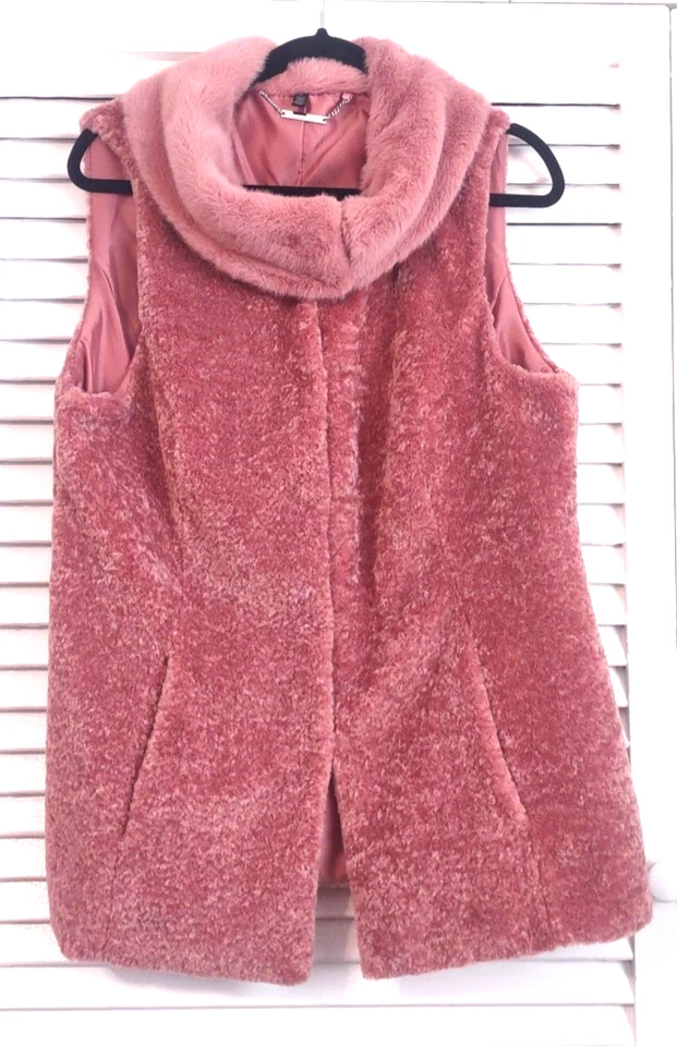 Chaleco Largo de Piel WHBM Talla L Rosa Encantador NUEVO Gótico Chic Antiguo Hollywood Foto 2 de 4