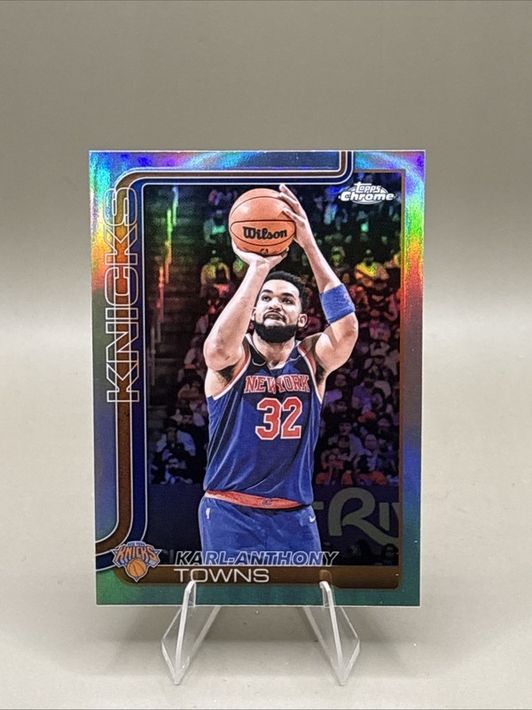 2025-26 Topps Chrome - Karl-Anthony Towns #179 Prism Refractor