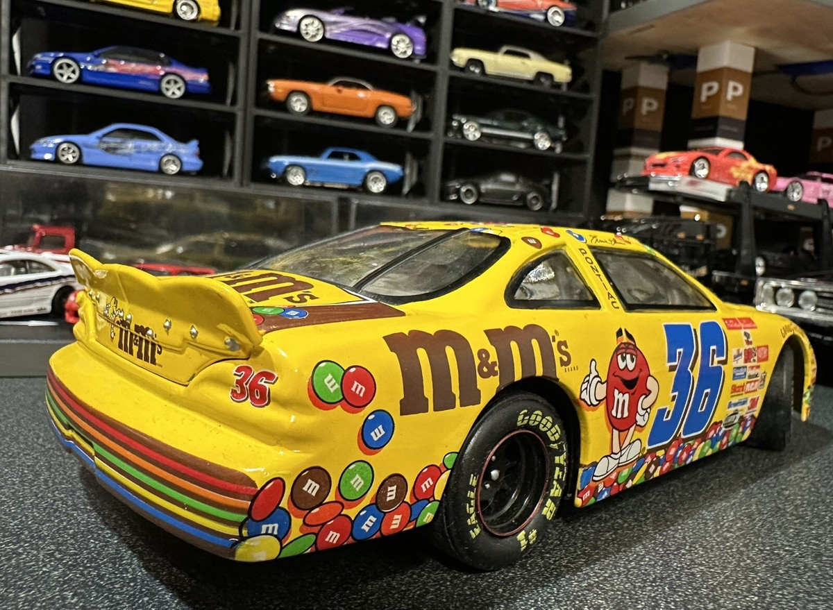 M&M'S NASCAR ERNIE IRVAN NASCAR ミニカー Action 1/24 NASCAR M&M Car Ernie Ivan #36 | eBay