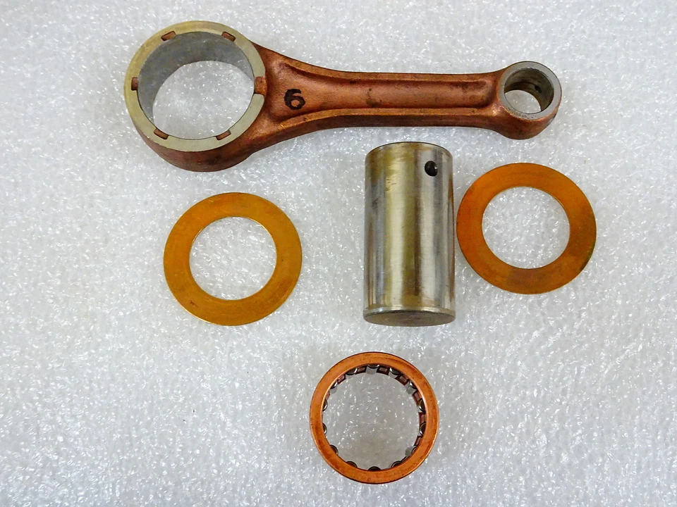 Juego de bielas Kawasaki NOS NUEVO 13044-5026 KL KZ KLT KL250 KZ250 KLT250 LTD Foto 3 de 3