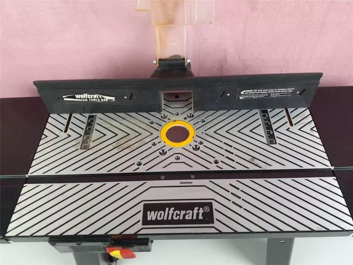 Wolfcraft 540 Router Table 40-3/4 Long 14-1/4 Wide 14 Tall Aluminum  Steel 24#