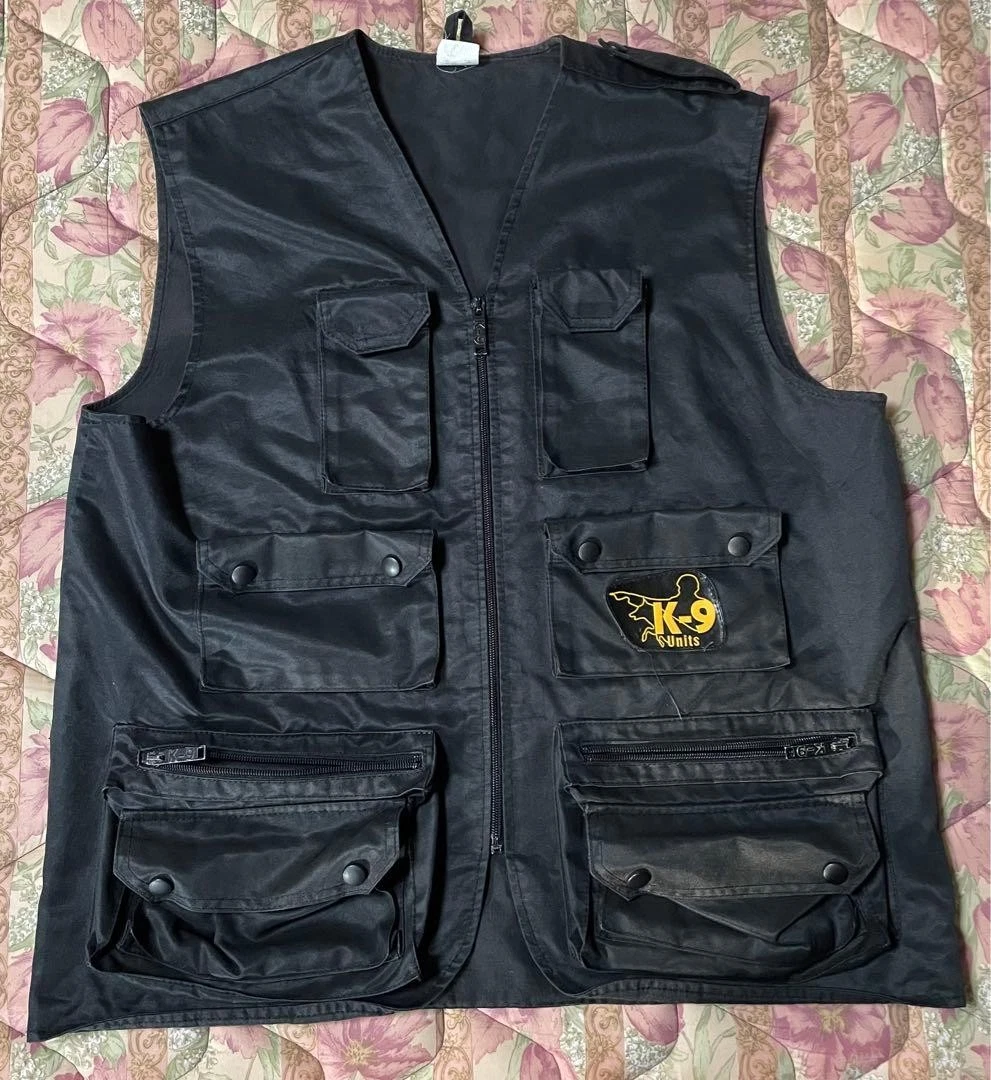 K-9 Unit Black Fishing Vest Size M - Stylish & Functional