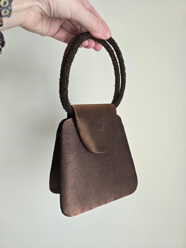 复古 20 世纪 90 年代小号棕色钱包。 珠饰手柄晚装手提包 — 第 2/4 张图片