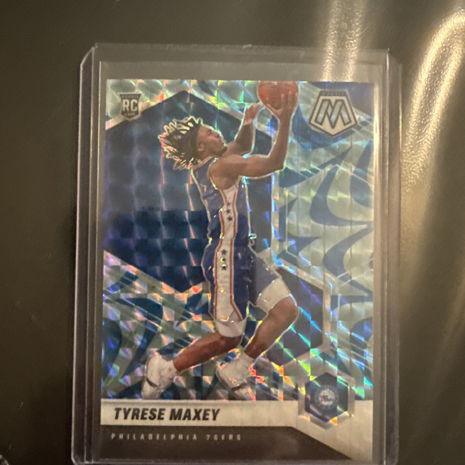 2020-21 Panini Mosaic - Rookie Tyrese Maxey #203 Reactive Blue Prizm (RC)