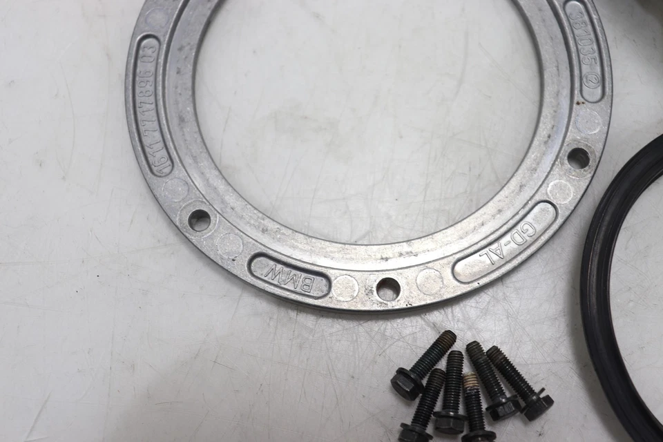 BMW S1000RR 16-17 OEM BOMBA DE COMBUSTIBLE GASOLINA UNIDAD DE ENVÍO * FUNCIONÓ MUY BIEN * 7K MILLAS * Foto 3 de 4