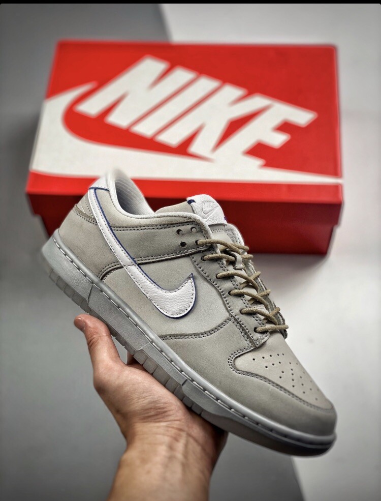 スニーカー Nike Dunk Low Grey Available now 🤍 Nike Dunk Low Two Tone Grey SKU: DJ6188-001