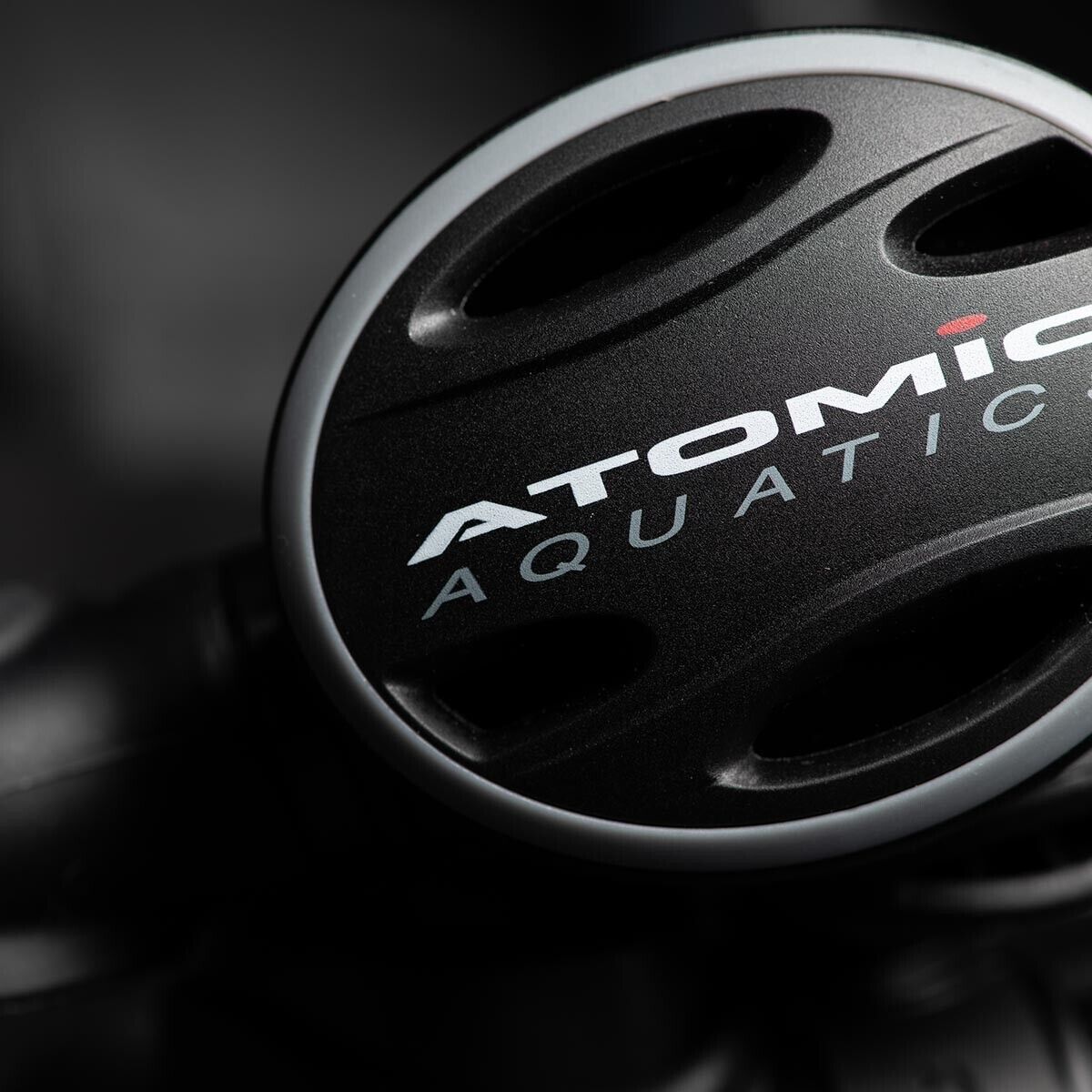 Atomic Aquatics SS1 Titanium Safe Second - Black - Regulator Atomic Aquatics SS1 Titanium Safe Second - Black - Regulator