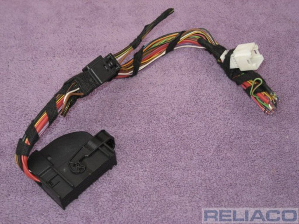 安い特売 BMW E87 E90 E91 E92 E93 E60 E61 F10 F11 E63 E64 E85 E86 E89 Z4 E70 X5 BOSCH製 スパークプラグ 6本セット(1台分) 12122158253 即納可