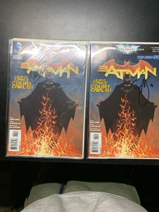 DC-New-52-Batman-11-x2-1-Signed-By-Capullo-1-Signed-By-Snyder-W-COA