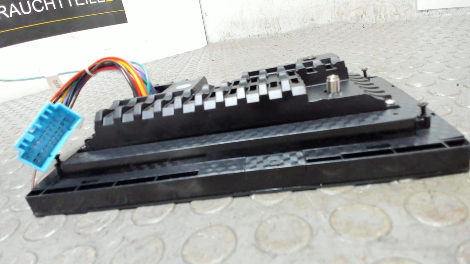 Radio ( Touchscreen / Zubehör ) Suzuki Swift 1.3 MZ 12 Monate Garantie - Bild 3 von 4