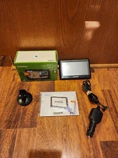 Garmin nüvi 55LM Automotive Mountable GPS With Power Cable Manual and Mount
