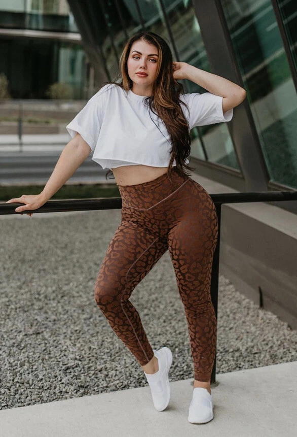 🆕BALANCE ATHLETICA Mocha Velvet Leopard Set SZ M