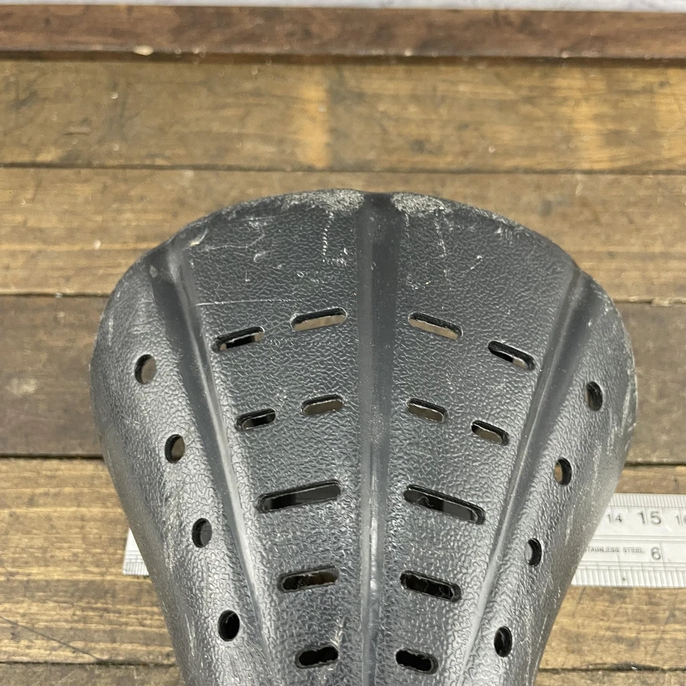 Asiento de bicicleta BMX Schwinn negro vintage sillín de bicicleta de carretera perforado años 80 90 Foto 3 de 4