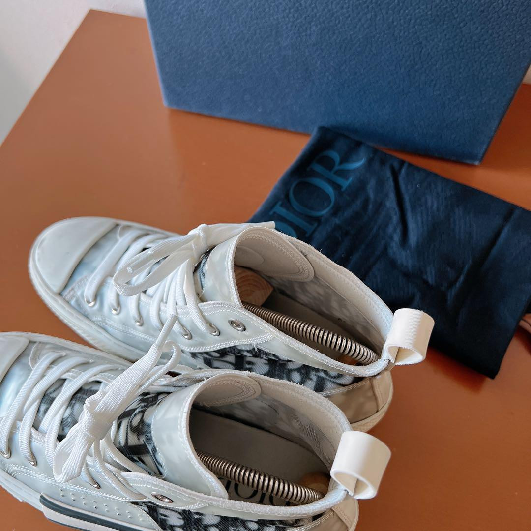 Dior B23 Oblique High Top Sneakers Size 38 White Used with Dior B23 Oblique High Top Sneakers Size 38 White Used with