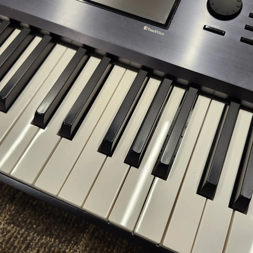 Korg Kronos 73-Key Music Workstation Synthesizer 9 Sound Engines w/ Power Cable - Image 3 of 4