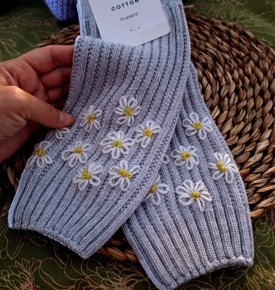 Calcetines  Bordados Mujer,ideas De Regalo,Navidad, artesanal  - Imagen 3 de 4