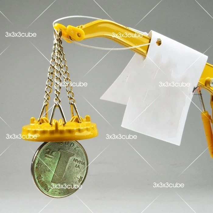 1:87 Grab & Magnet Attachment Crane Construction Equipment Diecast Model Tru - Image 3 of 4