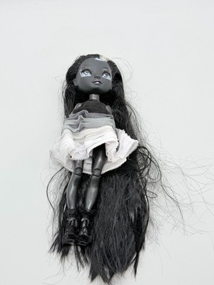 Rainbow High Shanelle Onyx Shadow High Doll 11''